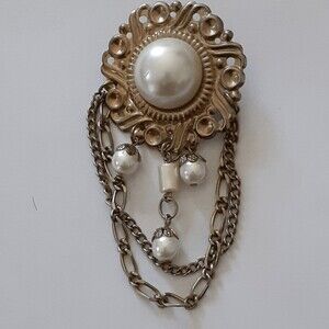 Vintage 3” Gold Tone Faux Pearl Dangle Chain Brooch Made in Korea